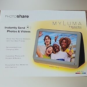 My Luma 7" Smart LED WiFi Digital Photo Frame